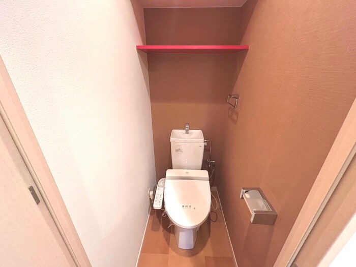 物件内観写真9　(トイレ)