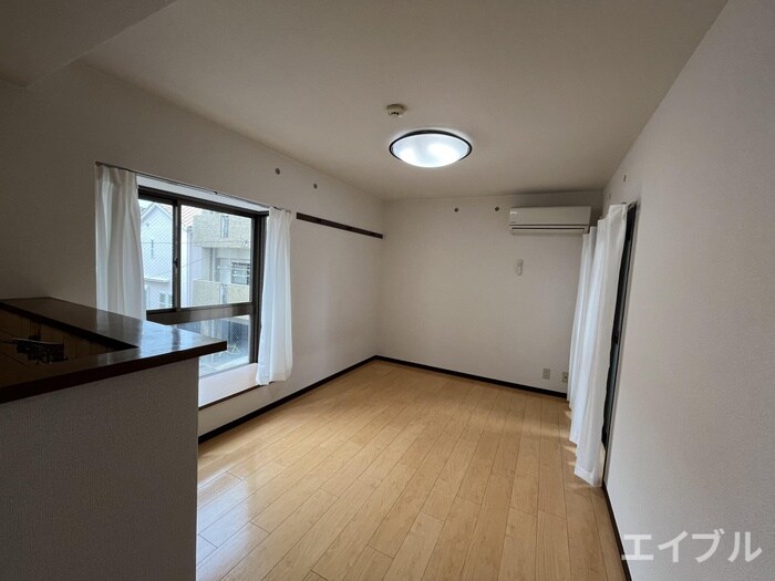 物件内観写真5　(居室)