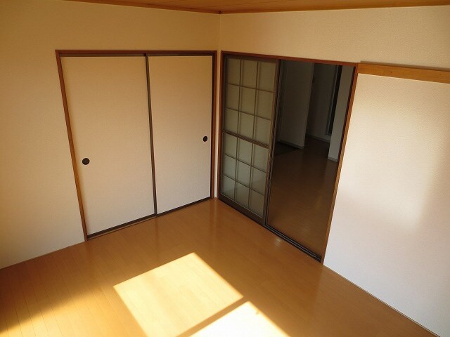 物件内観写真9　(居室)