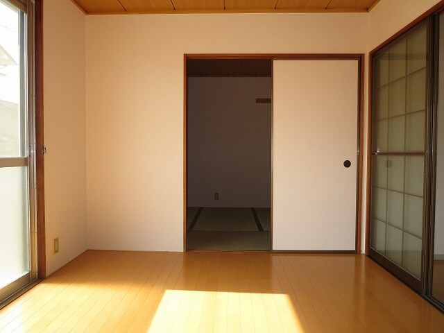 物件内観写真11　(居室)