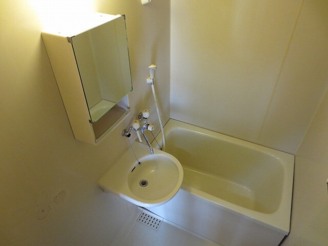 物件内観写真12　(バス／シャワールーム等)