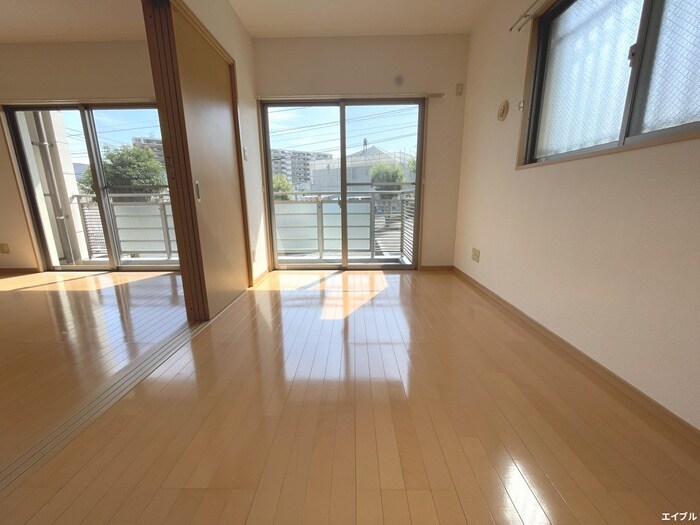 物件内観写真19　(居室)