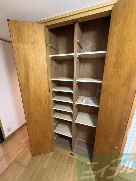 物件内観写真18　(靴箱)