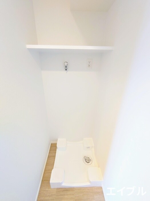 物件内観写真20　(洗濯機置場)