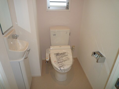 物件内観写真12　(トイレ)