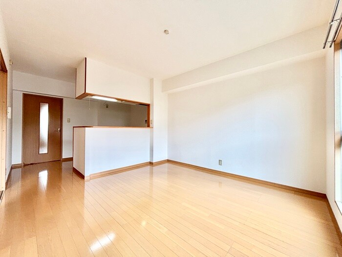 物件内観写真4　(居室)