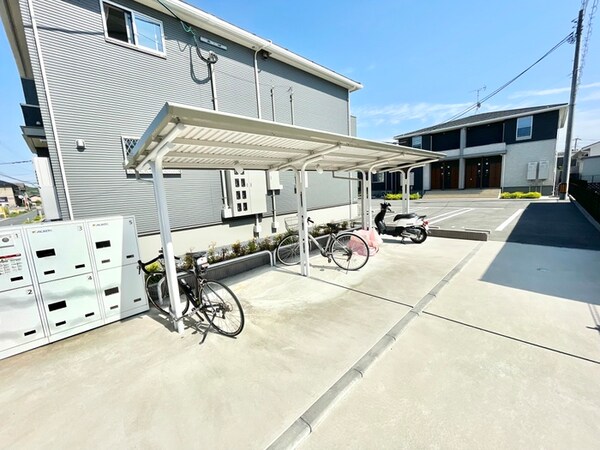 駐輪場