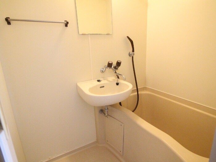 物件内観写真11　(バス／シャワールーム等)