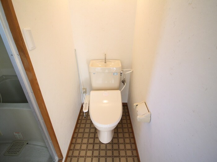 物件内観写真13　(トイレ)