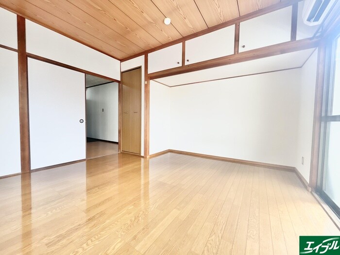 物件内観写真8　(居室)