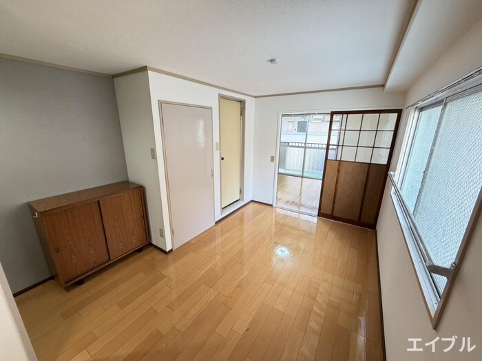 物件内観写真9　(居室)