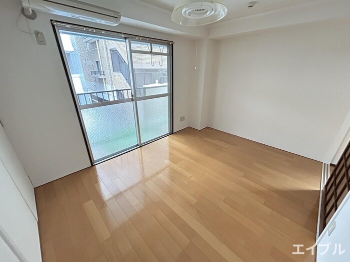 物件内観写真10　(居室)