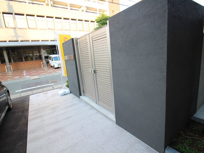 物件外観写真6　(建物設備)