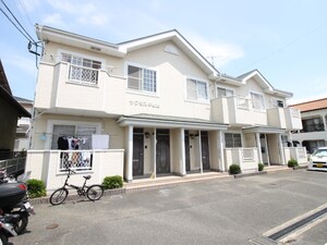 サクセス中島館外観写真
