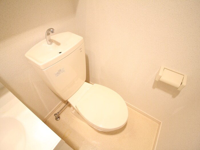 物件内観写真14　(トイレ)