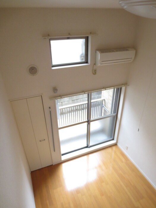 物件内観写真13　(居室)