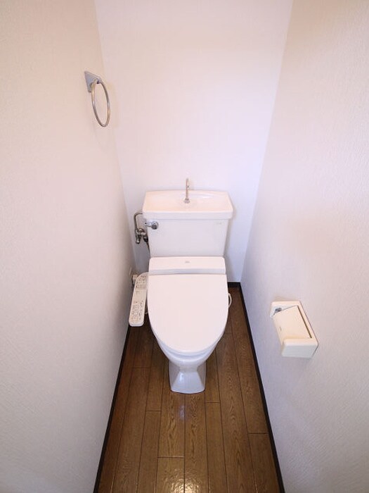 物件内観写真12　(トイレ)