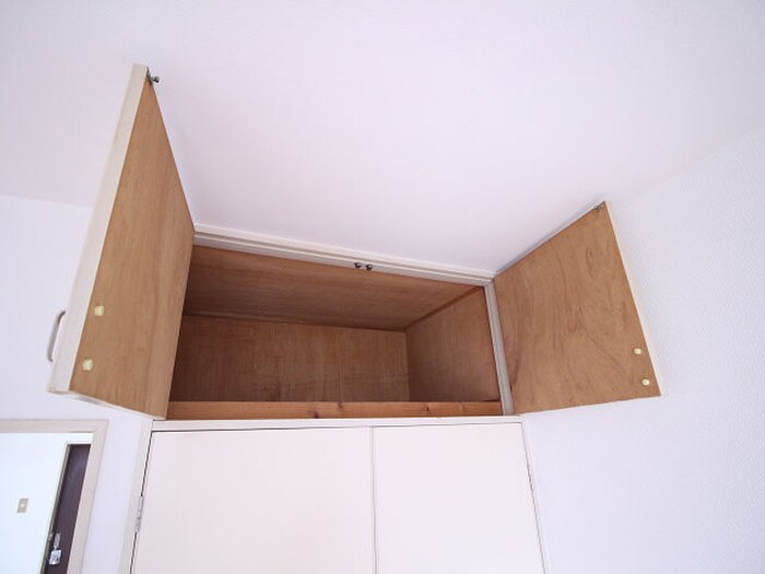 物件内観写真15　(収納)