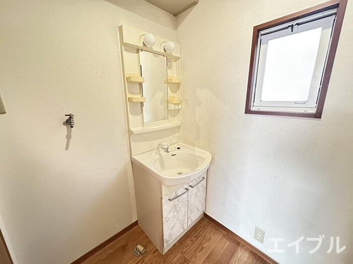 物件内観写真10　(洗面)