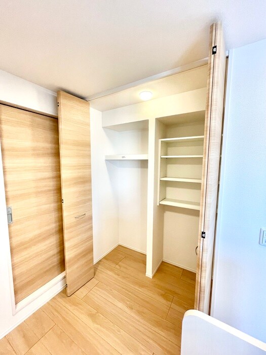 物件内観写真13　(収納)