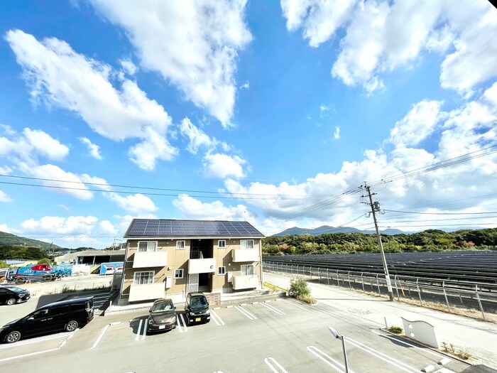 物件内観写真15　(玄関)