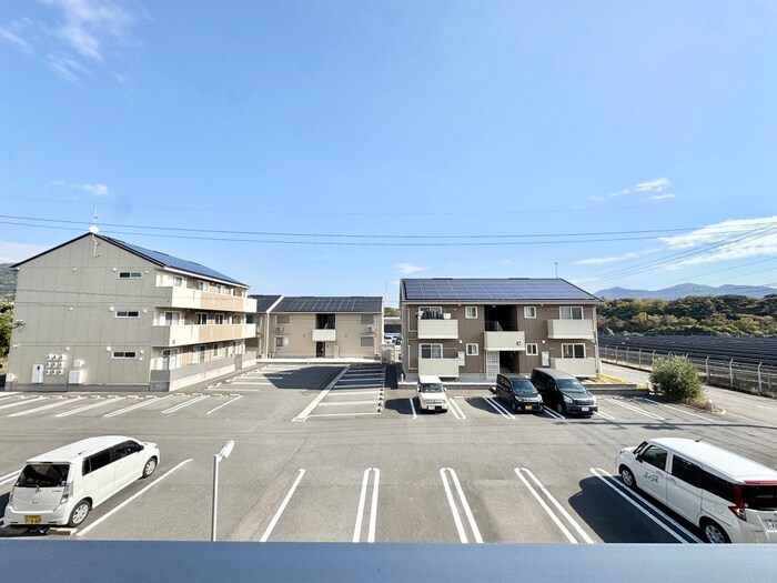 物件内観写真15　(室内からの展望)