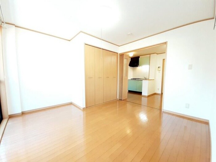 物件内観写真5　(居室)