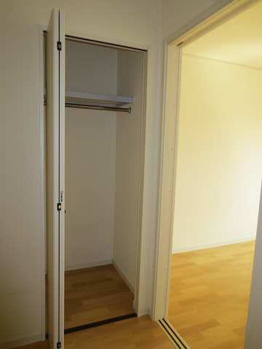 物件内観写真11　(収納)