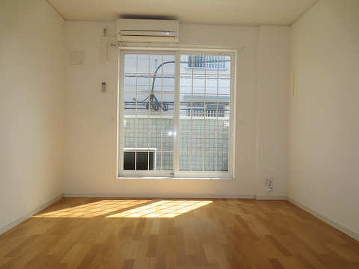 物件内観写真14　(居室)