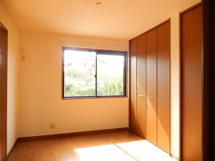 物件内観写真5　(居室)