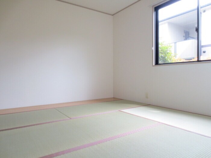 物件内観写真5　(居室)