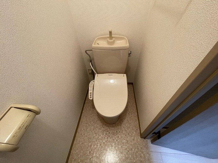 物件内観写真10　(トイレ)