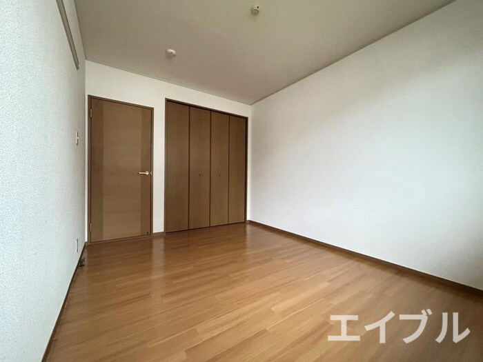 物件内観写真9　(居室)