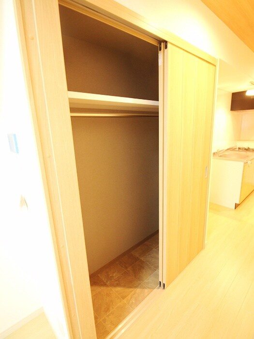 物件内観写真15　(収納)