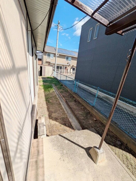 物件内観写真20　(室内からの展望)