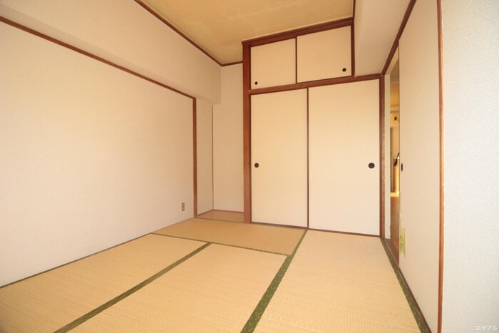 物件内観写真8　(居室)