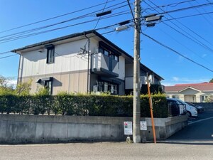 ラ・クレアルージュ外観写真
