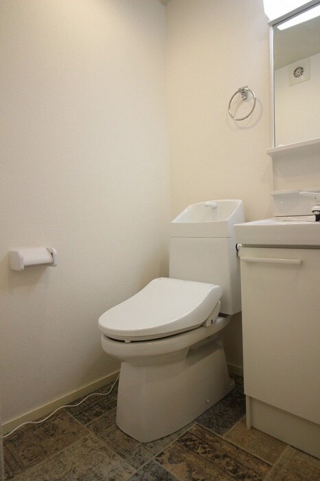 物件内観写真9　(トイレ)