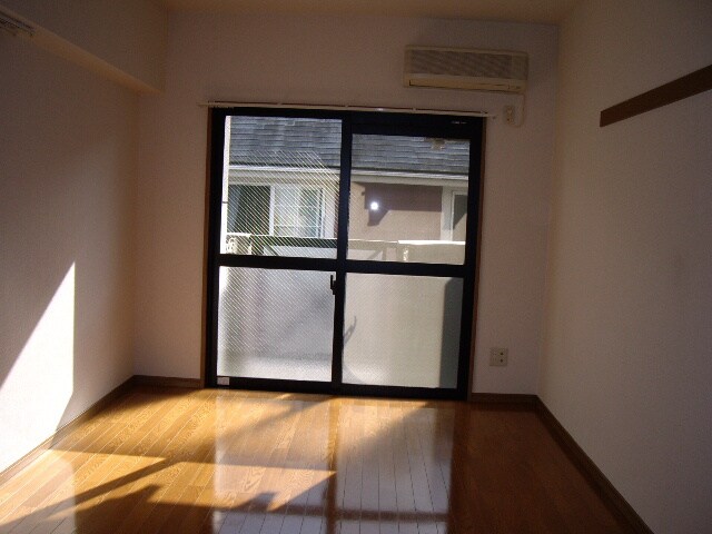 物件内観写真6　(居室)