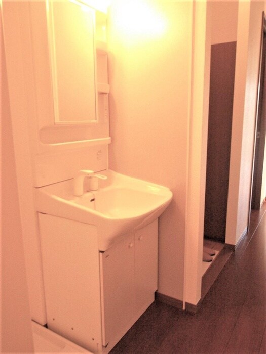 物件内観写真13　(洗面)