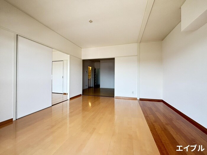 物件内観写真9　(居室)