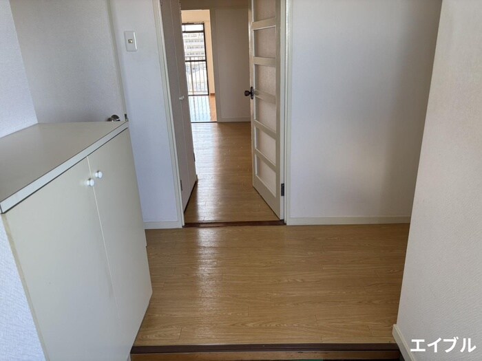 物件内観写真19　(廊下)