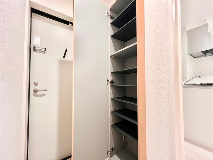 物件内観写真18　(収納)