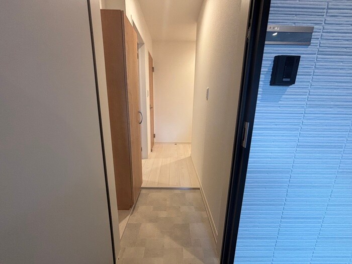 物件内観写真19　(玄関)