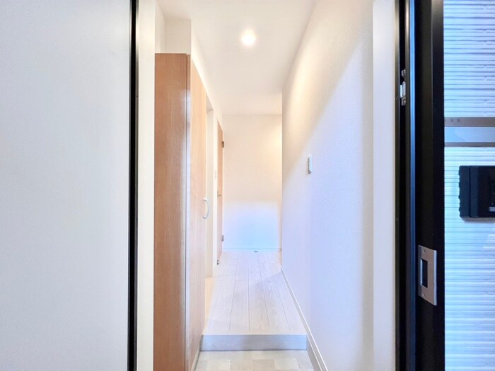 物件内観写真20　(玄関)