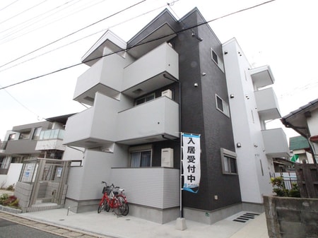 アルバーノ諸岡外観写真