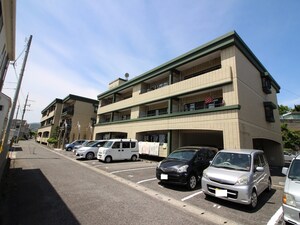 アーバンライフ長岡外観写真