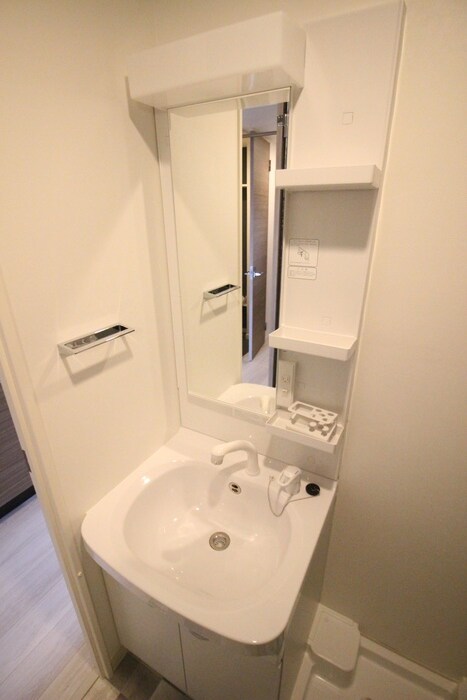 物件内観写真12　(洗面)