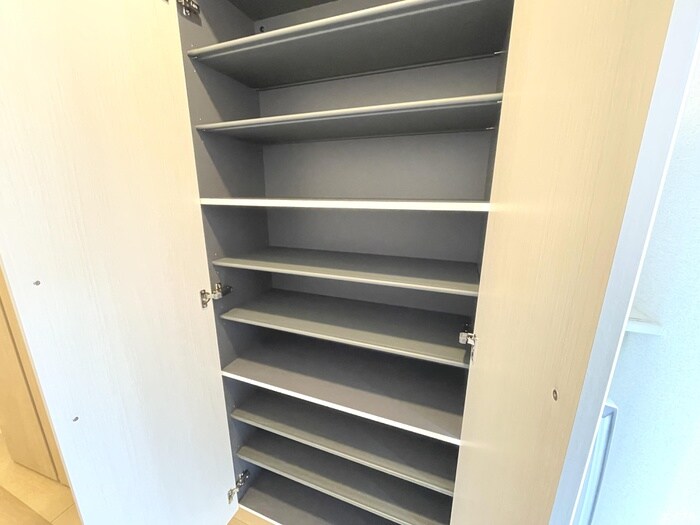 物件内観写真17　(靴箱)