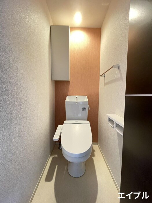 物件内観写真9　(トイレ)